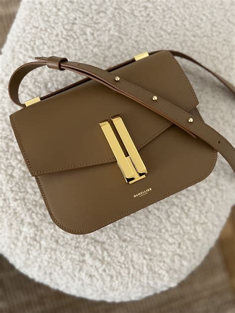 replica bags vancouver